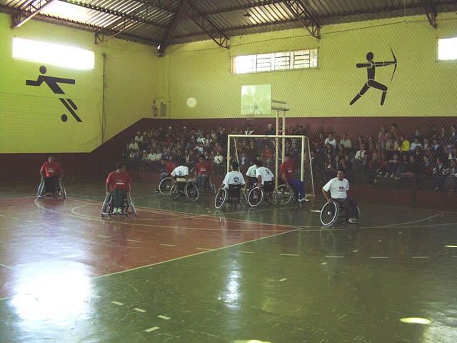 Basquetebol sobre rodas