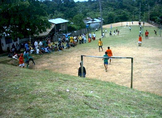 Ftbol en el Amazonas