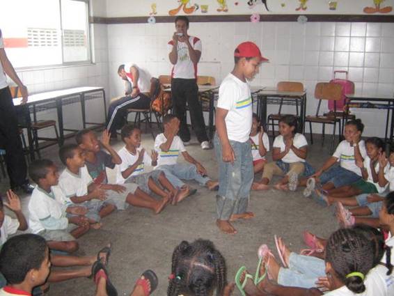 Jogos e brincadeiras populares na educação infantil e ciclo inicial do  ensino fundamental: uma experiência com alunos do curso de licenciatura em  Educação Física da UNIRB, Salvador, BA