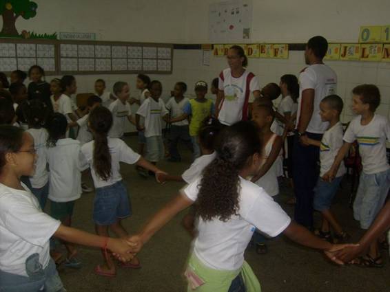 Jogos e brincadeiras no ensino fundamental da rede municipal