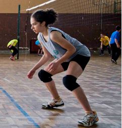 Resultado de imagen para posicion inicial de la defensa voley